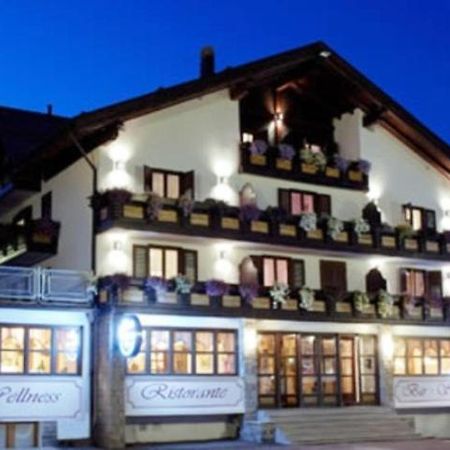 Hotel Presena Passo del Tonale Luaran gambar