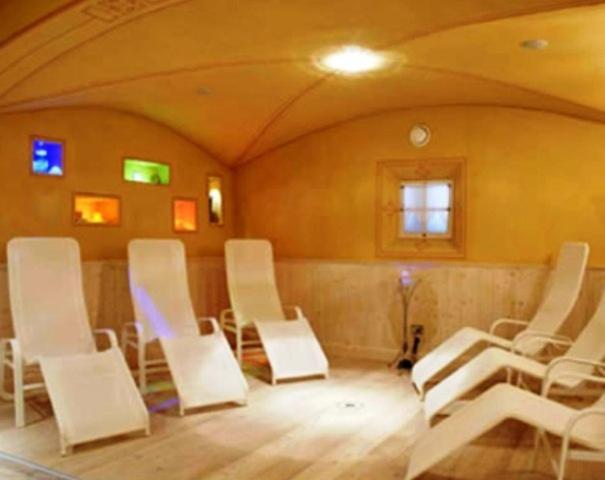 Hotel Presena Passo del Tonale Luaran gambar