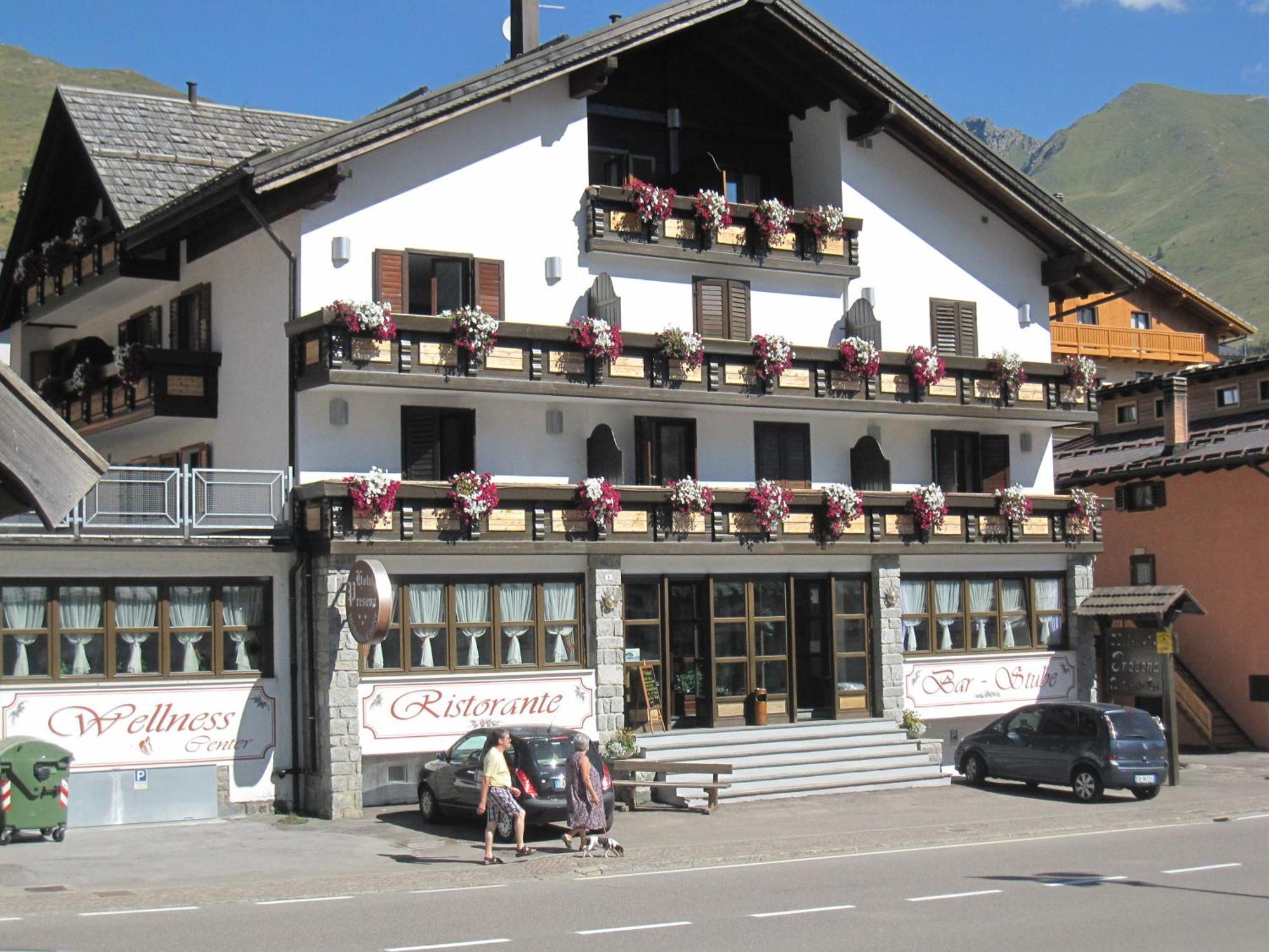 Hotel Presena Passo del Tonale Luaran gambar