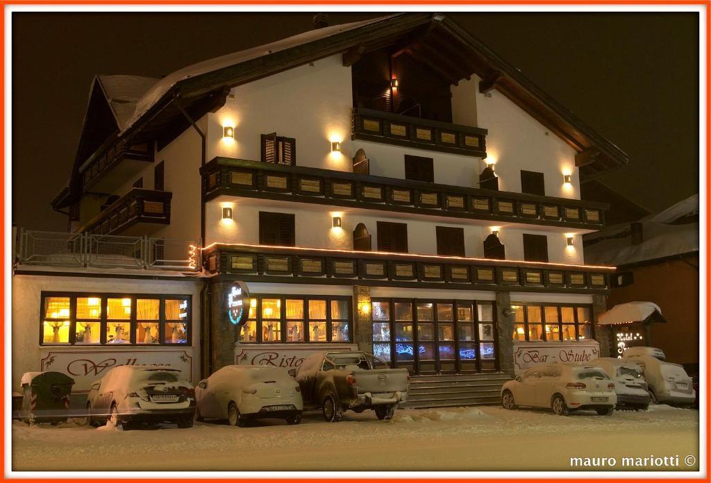 Hotel Presena Passo del Tonale Luaran gambar