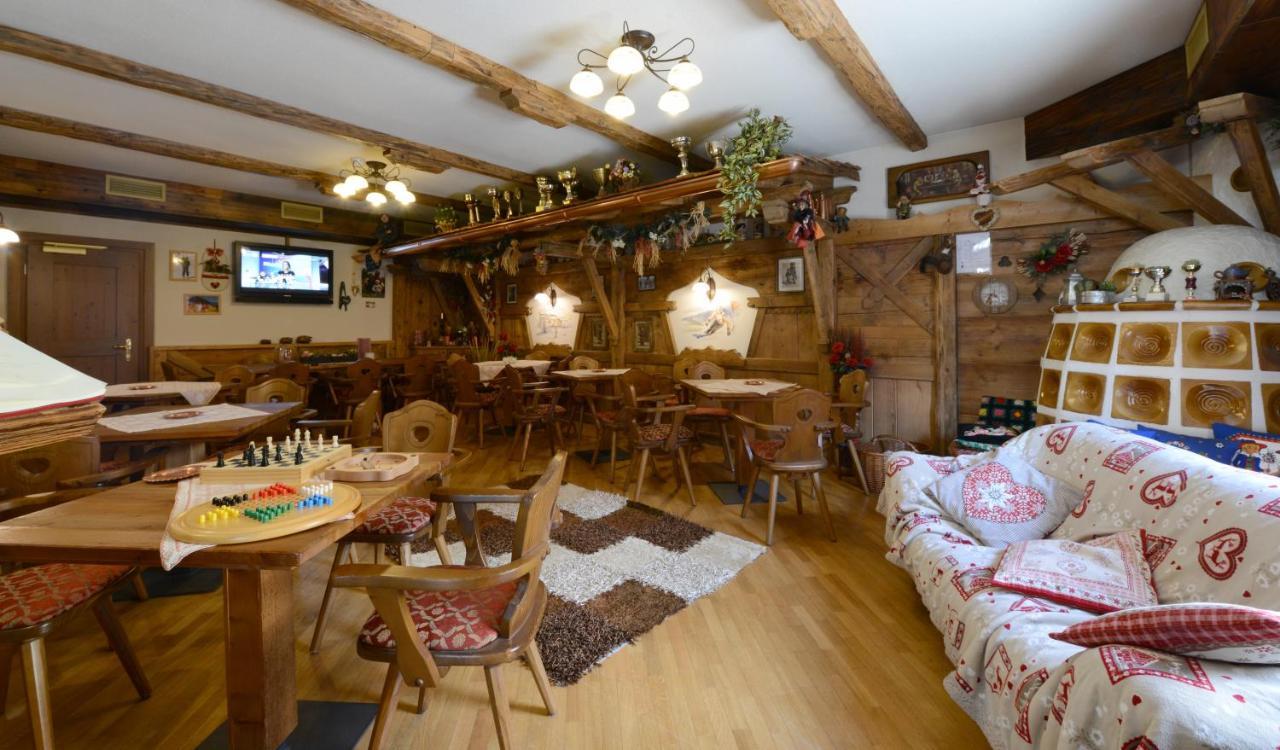 Hotel Presena Passo del Tonale Luaran gambar