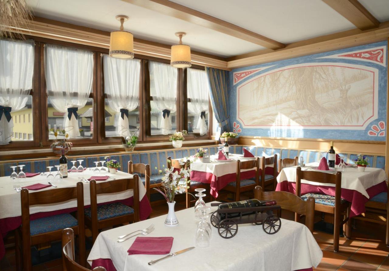 Hotel Presena Passo del Tonale Luaran gambar